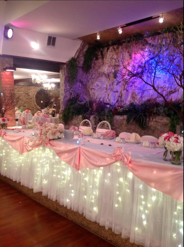 Picture gallery decorated interior for wedding receptions ... Décor Banquette Hall